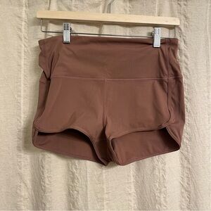 Vuori Seascape Shorty Booty Bike Shorts Terracotta Women’s Size small Tight